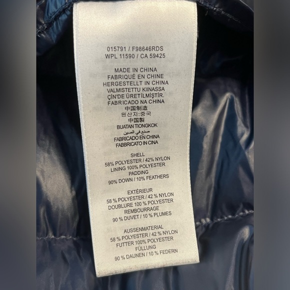 Tumi PAX belted navy blue down filled winter coat jacket Sz. Medium - Picture 16 of 16